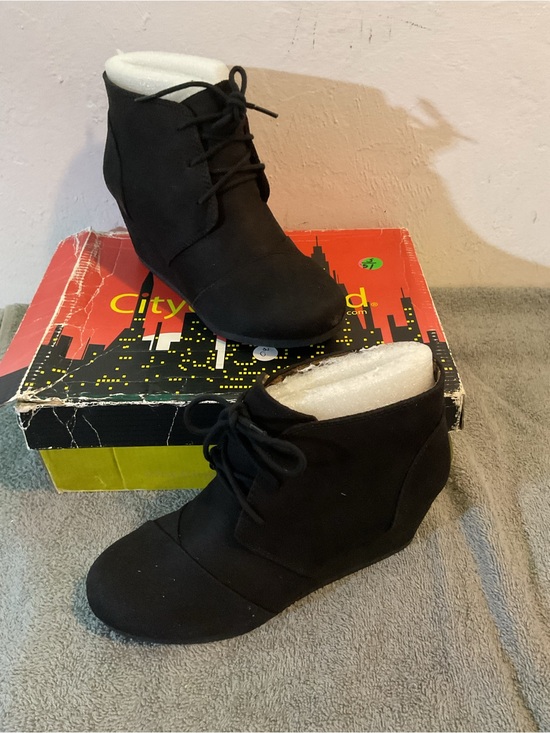 City Streets Shoes - City Streets Black Lace-Up Wedge Ankle Booties